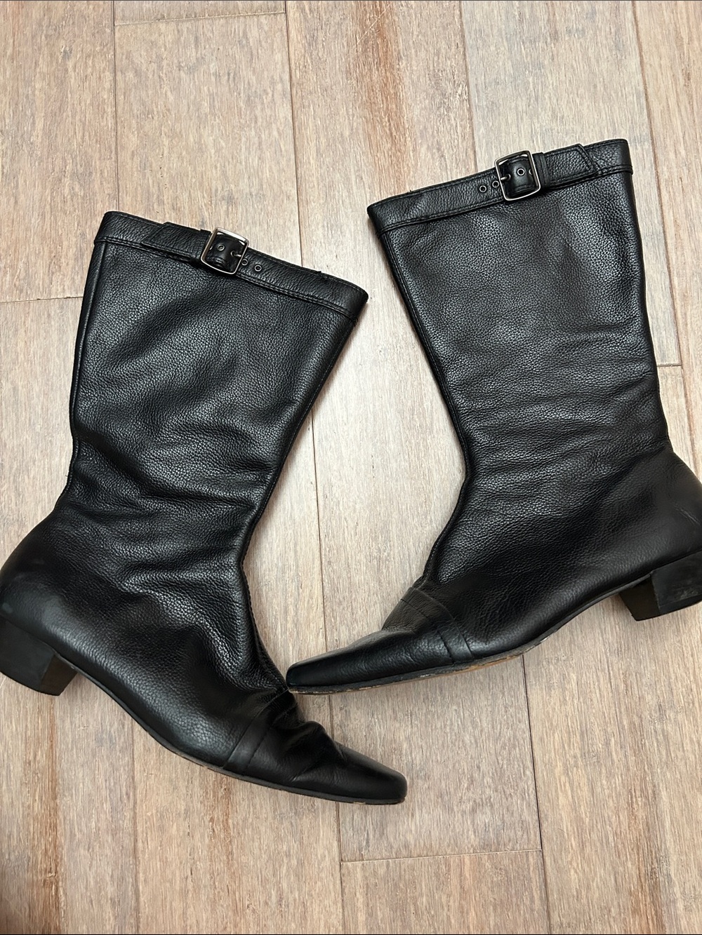 Bisou Bisou Black Leather Mid-Calf Buckle Boots low heel size 8